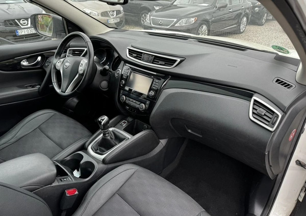 Nissan Qashqai cena 61900 przebieg: 155000, rok produkcji 2016 z Jastrowie małe 781